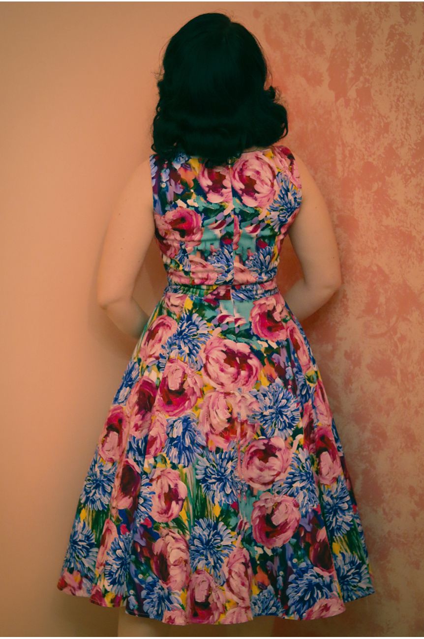 Robe pin-up a fleur