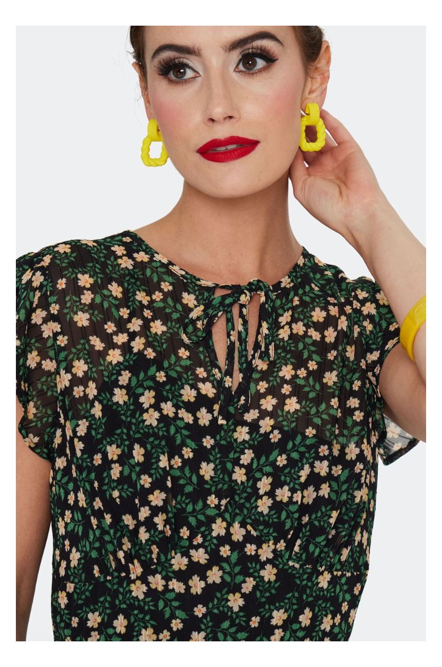 Robe fleurie legere retro