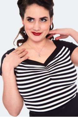 Haut retro rayé pin-up