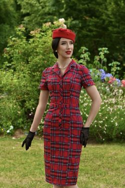 Robe crayon ecossais hearts and roses