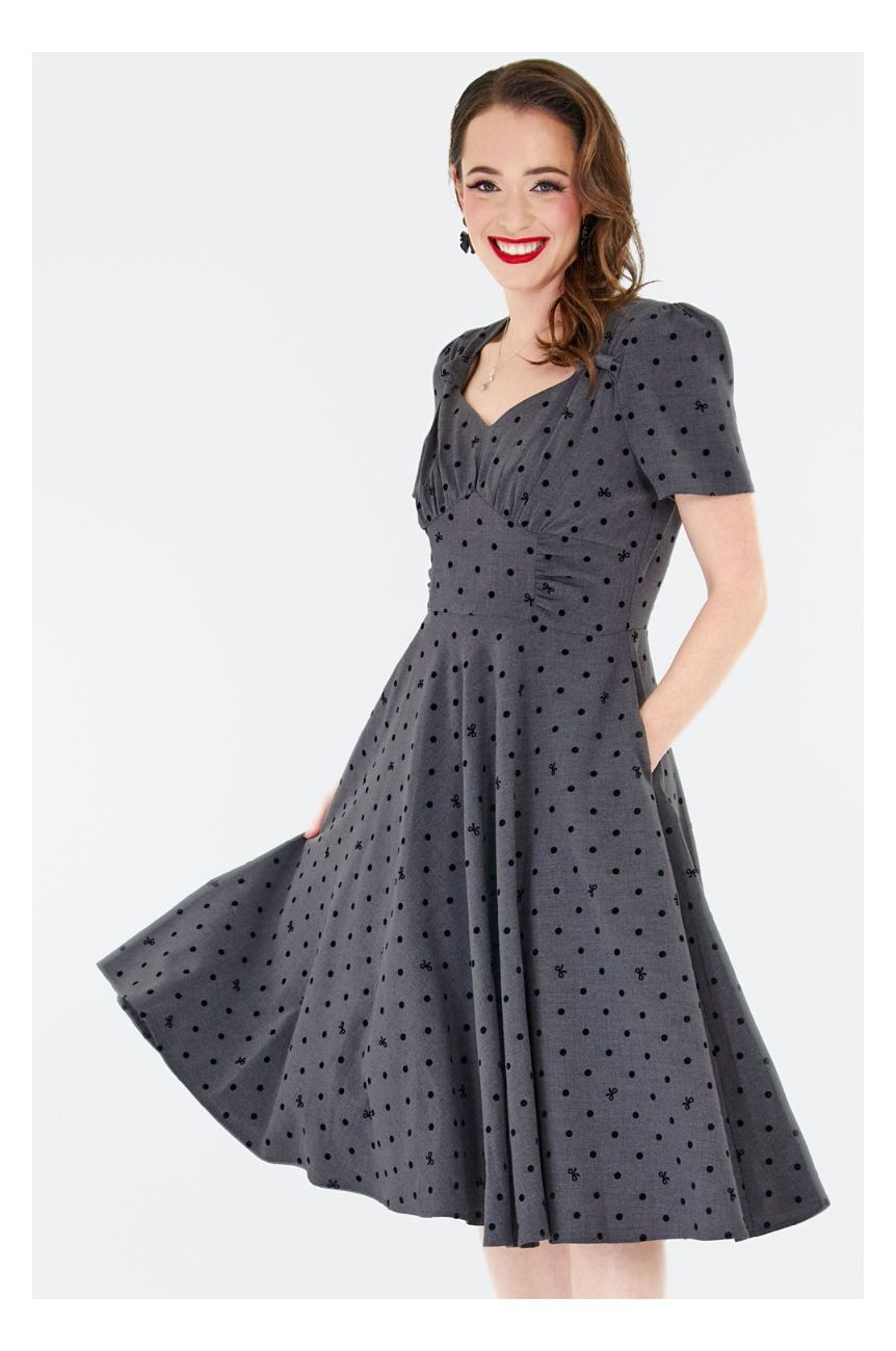 Robe vintage grise à pois