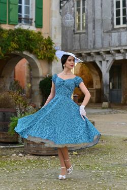 Robe annees 50 pois blancs bleu canard manches bouffantes elegant retro