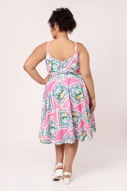Robe rockabilly rose patchwork geometrique tropical swing coton leger style pin-up
