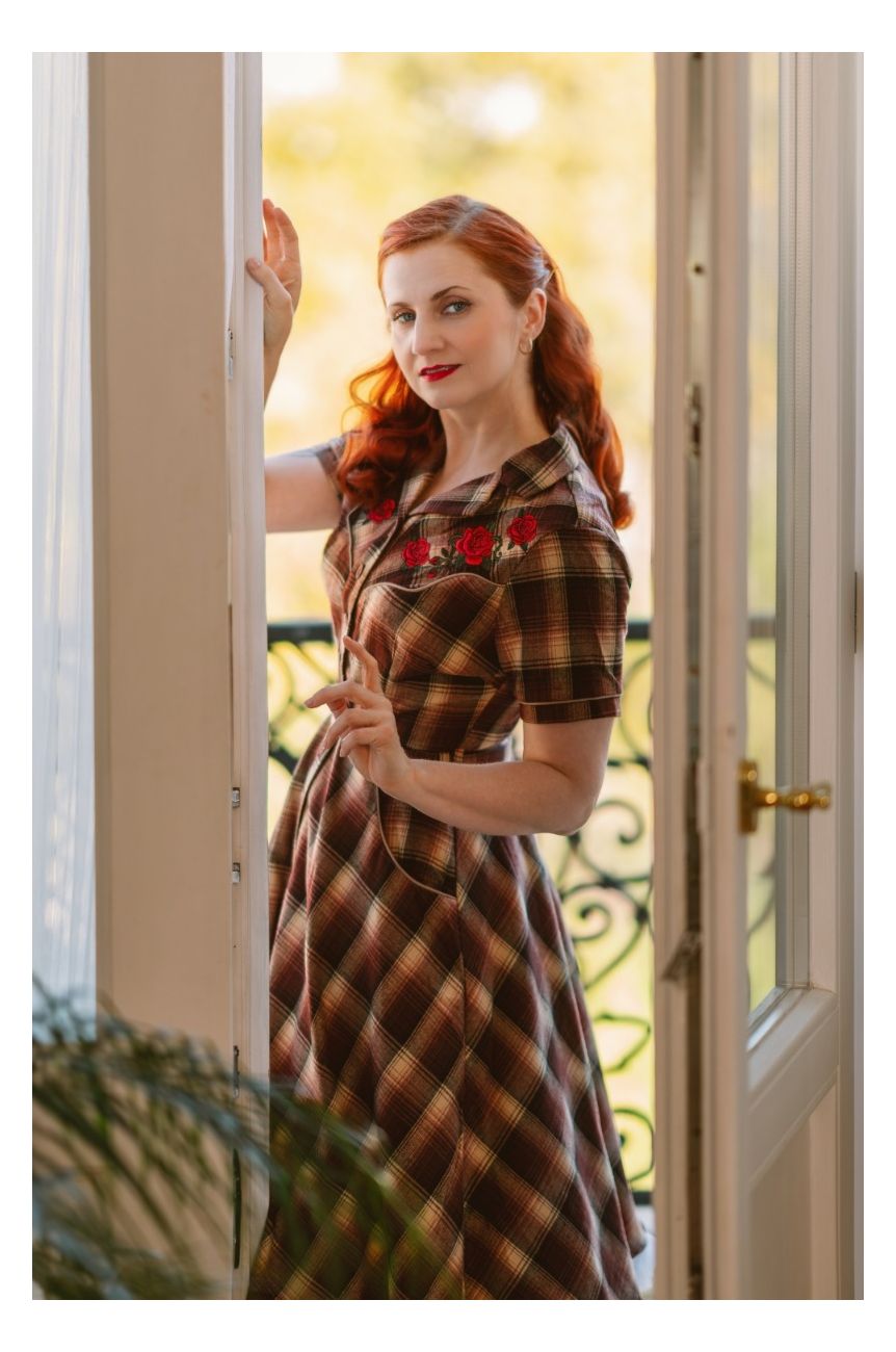 Robe rockabilly tartan brun western swing ceinture assortie poches style vintage 50s