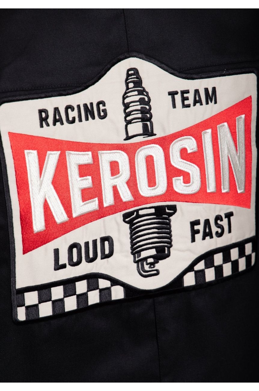 Chemise garage noire avec patch, détail patch King Kerosin
