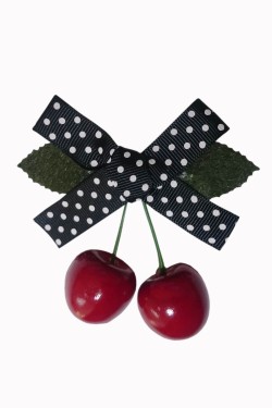 Barrette cerise avec noeud à pois